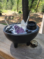 Medium amethyst cauldron candle