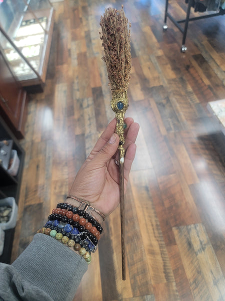 Besom altar wand/broom