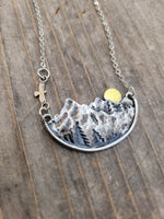 Mountains peak necklace