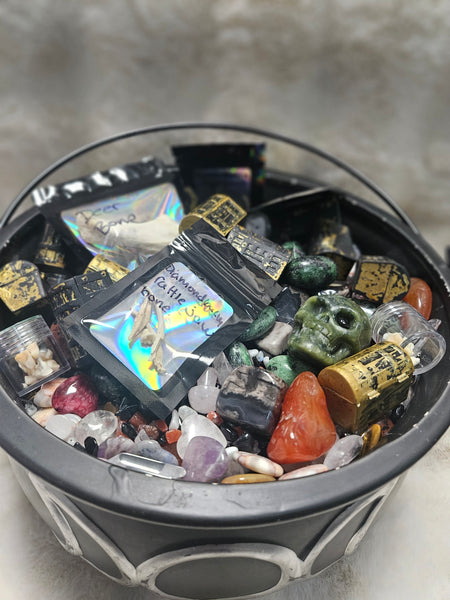 ✨ Spooky Scoops ✨